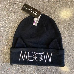NWT Cat Beanie